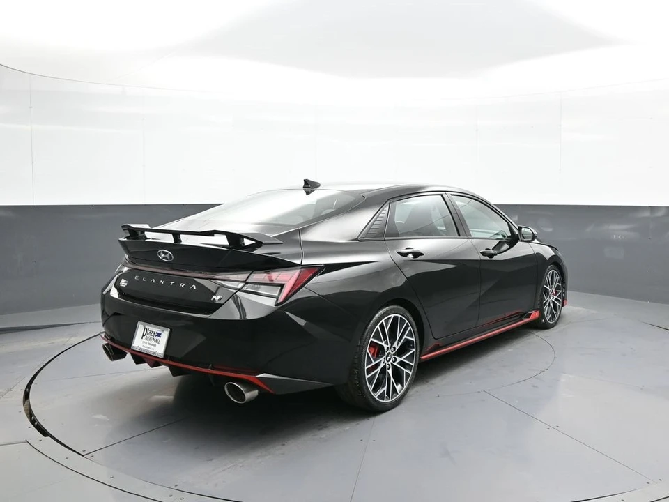 2022 Hyundai Elantra - Image 6 of 12