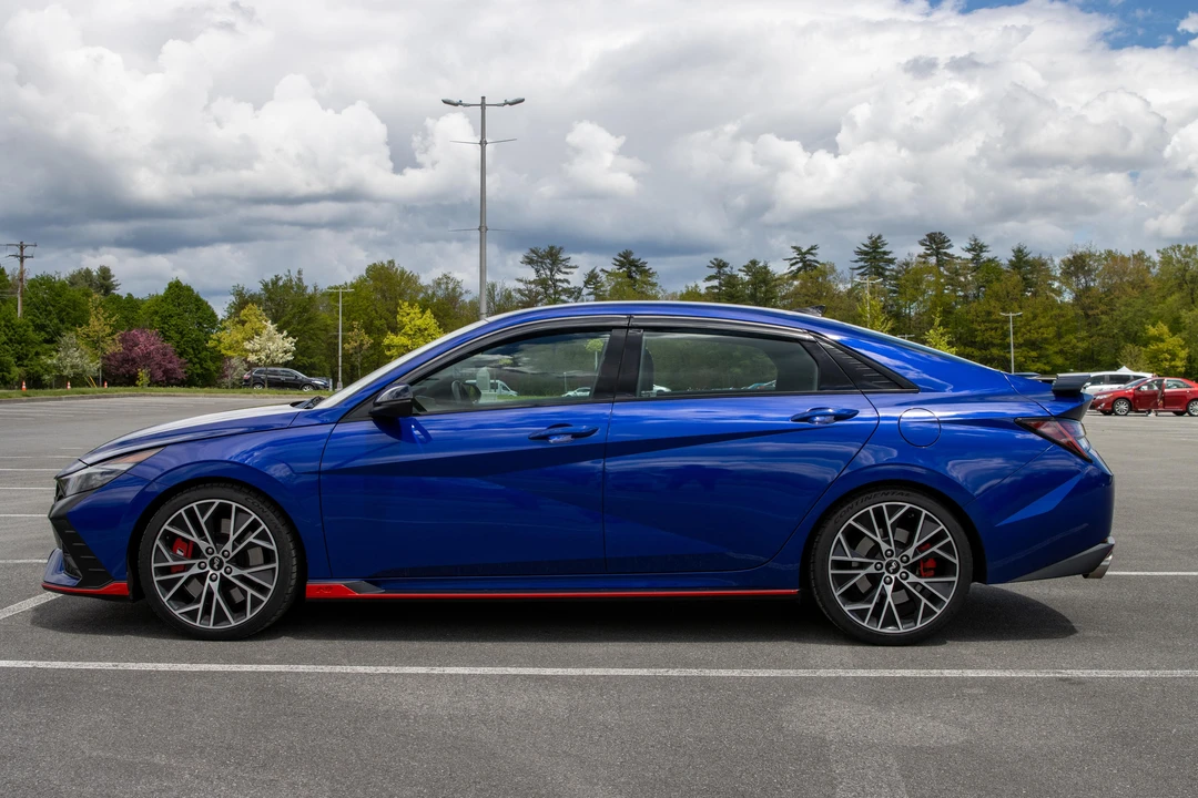 2022 Hyundai Elantra - Image 7 of 30