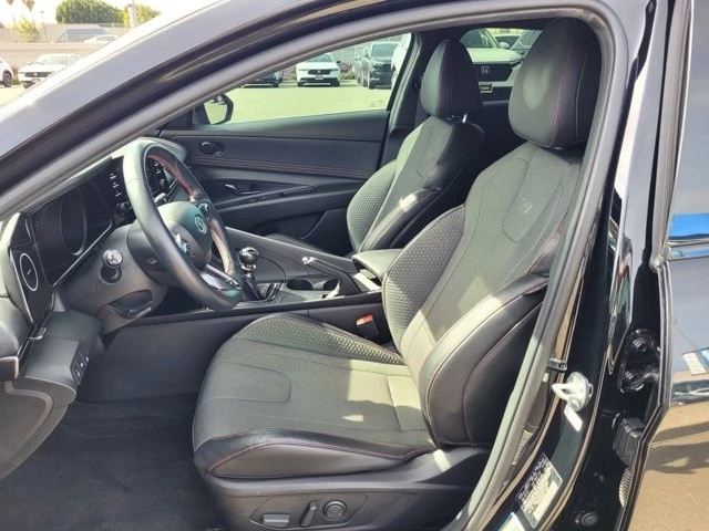 2022 Hyundai Elantra - Image 10 of 27
