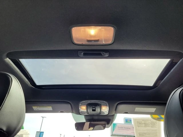 2022 Hyundai Elantra - Image 15 of 27
