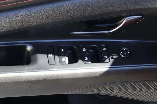 2022 Hyundai Elantra - Image 15 of 21