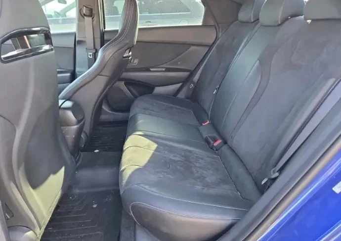 2022 Hyundai Elantra - Image 8 of 9