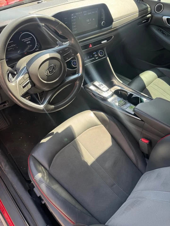 2022 Hyundai Elantra - Image 5 of 9