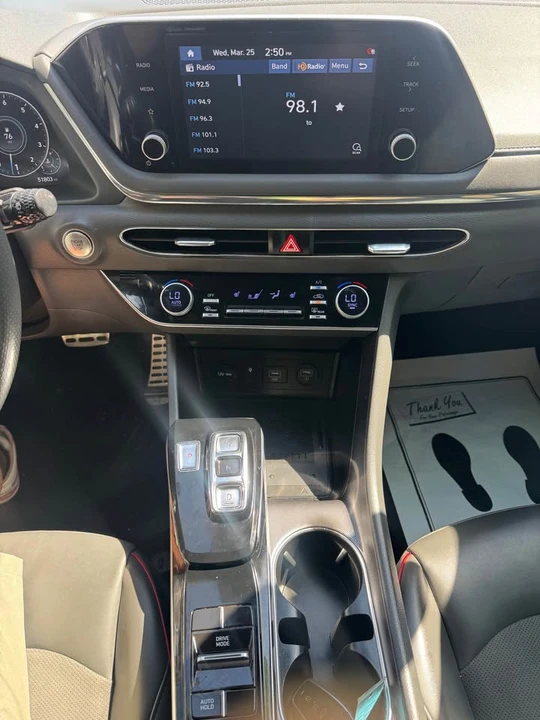 2022 Hyundai Elantra - Image 7 of 9