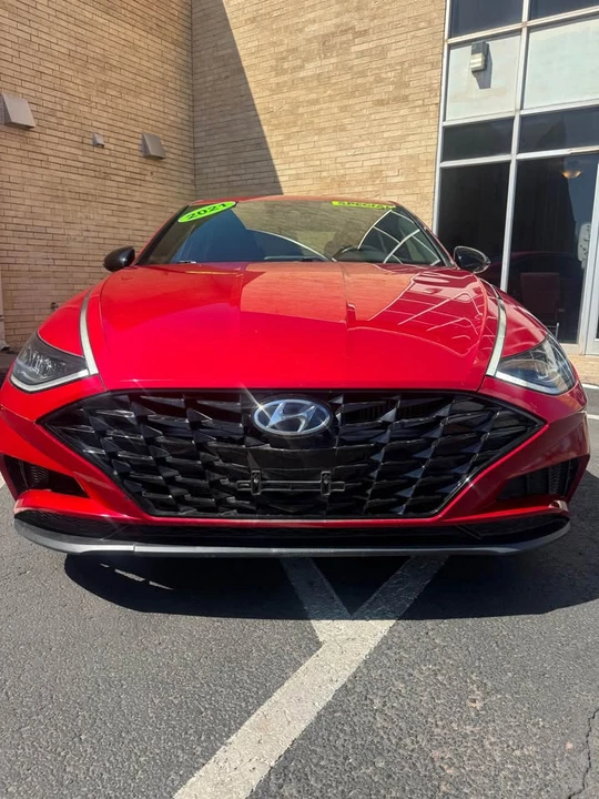 2022 Hyundai Elantra - Image 2 of 9