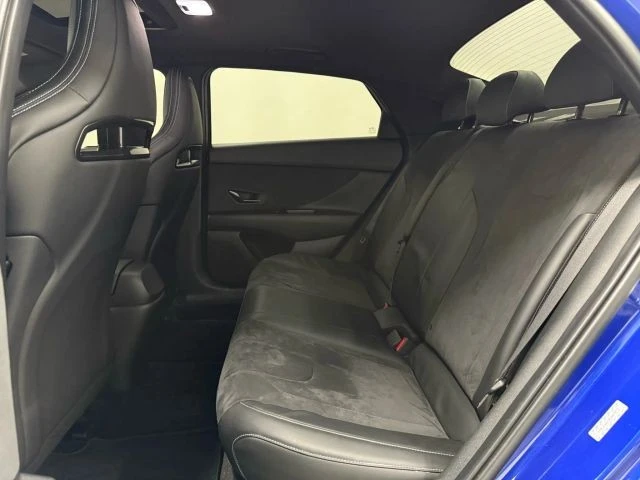 2022 Hyundai Elantra - Image 15 of 21