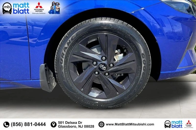 2022 Hyundai Elantra - Image 10 of 12