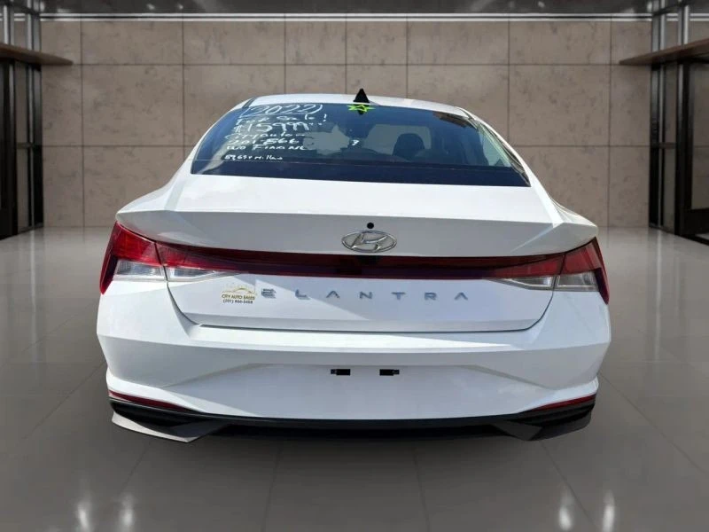 2022 Hyundai Elantra - Image 6 of 12