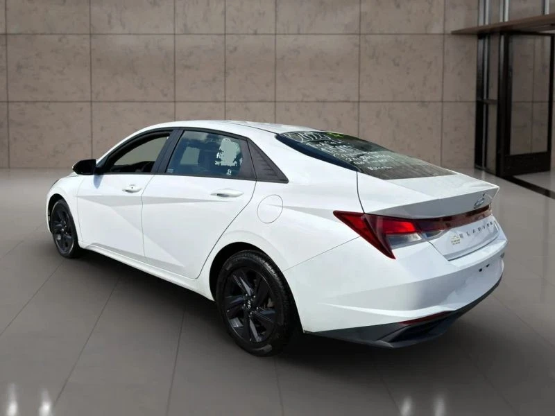 2022 Hyundai Elantra - Image 7 of 12
