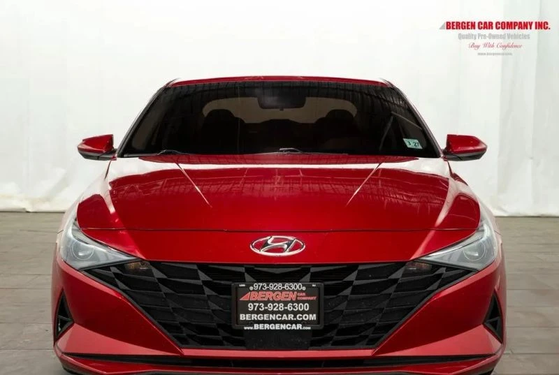 2022 Hyundai Elantra - Image 2 of 12