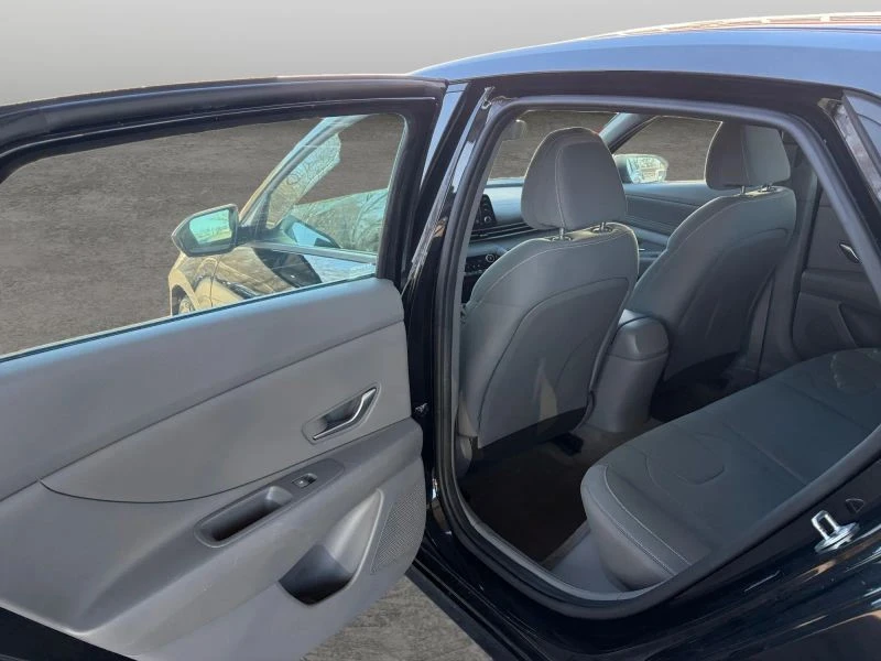 2022 Hyundai Elantra - Image 12 of 12