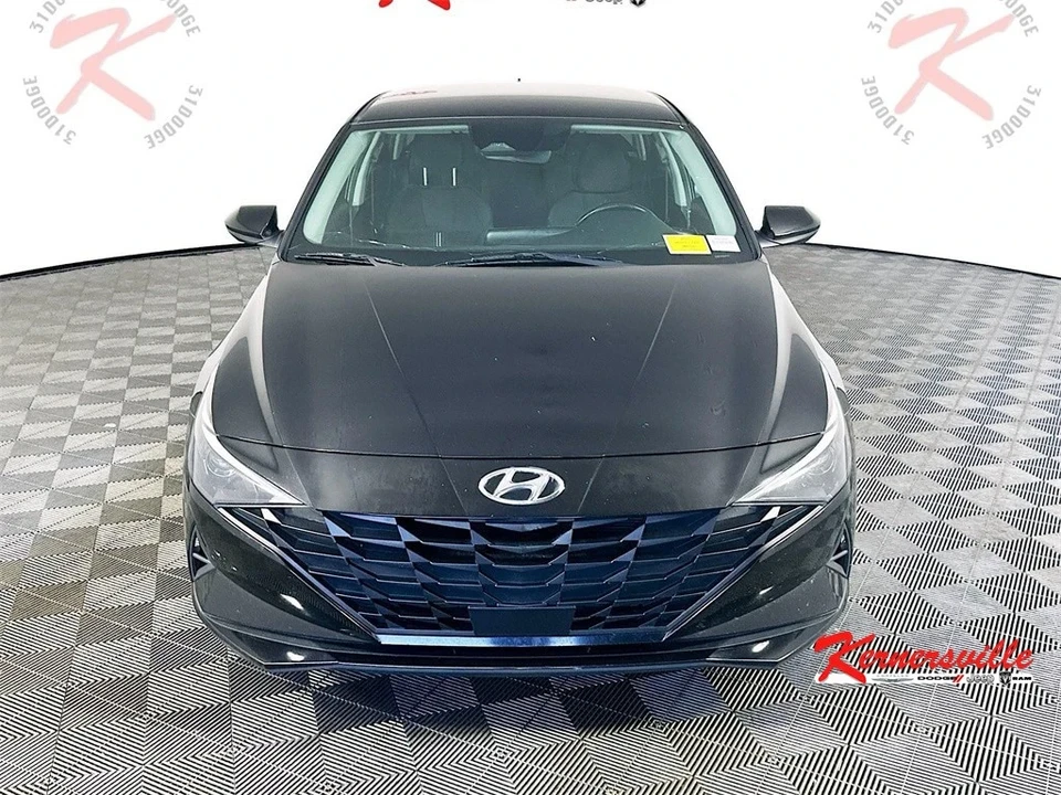 2022 Hyundai Elantra - Image 2 of 21