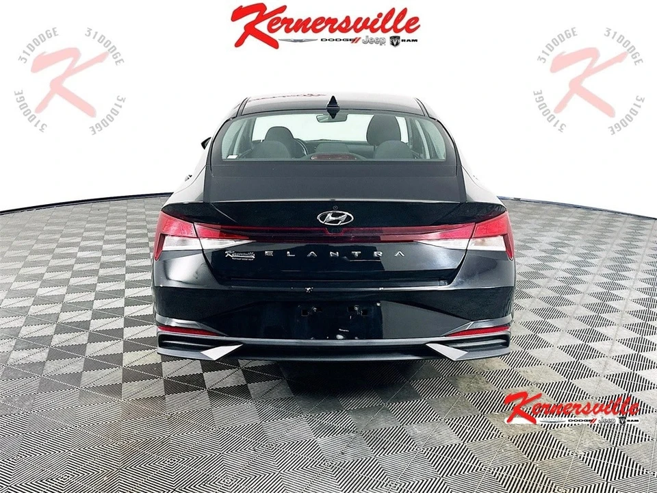 2022 Hyundai Elantra - Image 6 of 21