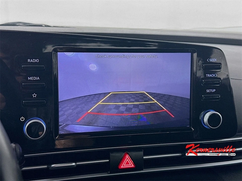 2022 Hyundai Elantra - Image 20 of 21