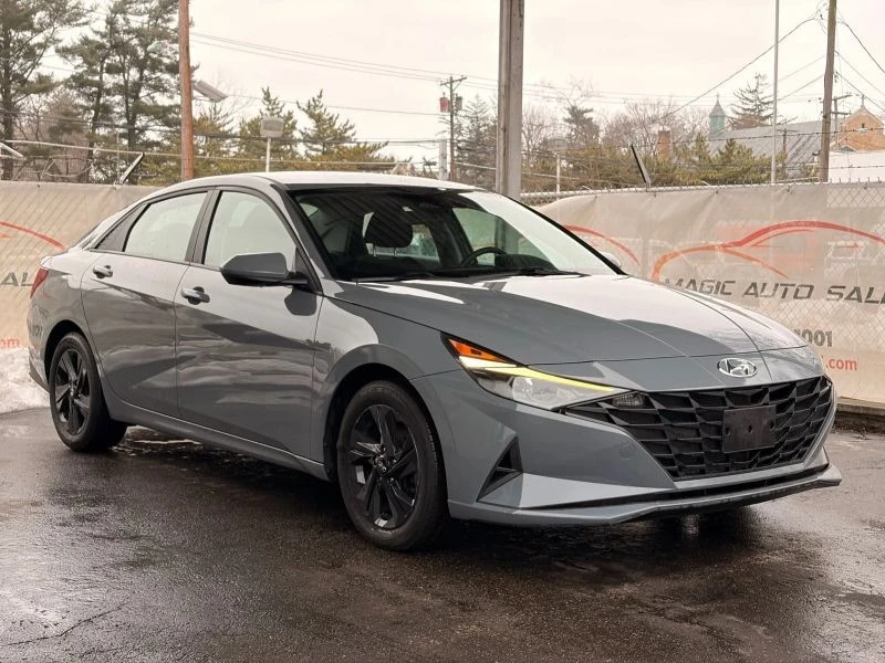 2022 Hyundai Elantra - Image 6 of 12