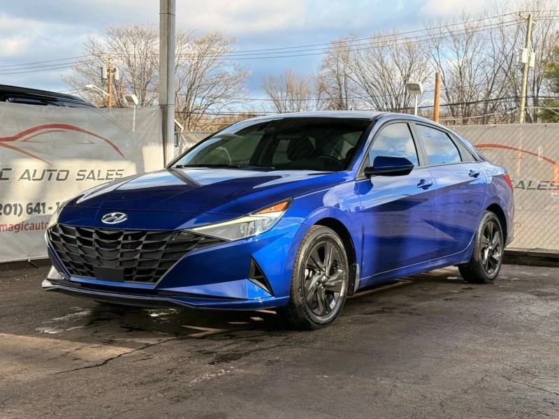 2022 Hyundai Elantra - Image 3 of 12