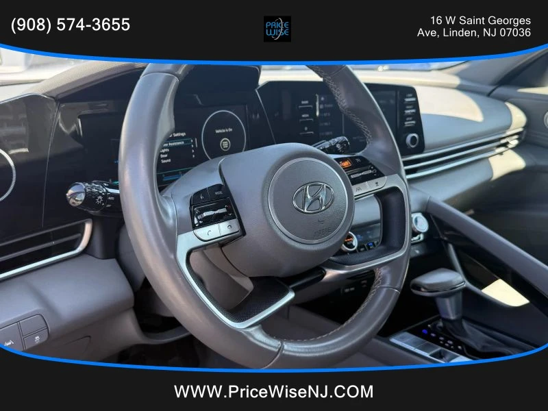 2022 Hyundai Elantra - Image 9 of 12