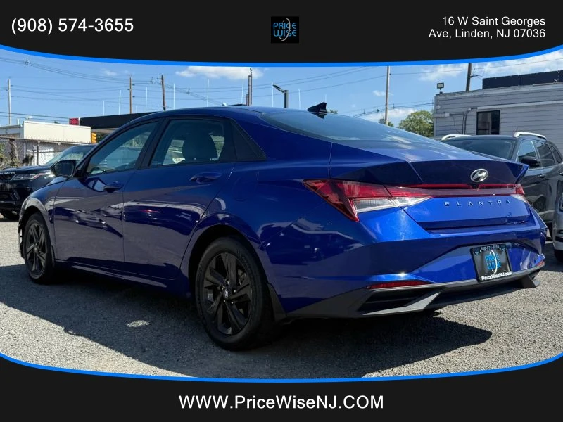 2022 Hyundai Elantra - Image 4 of 12