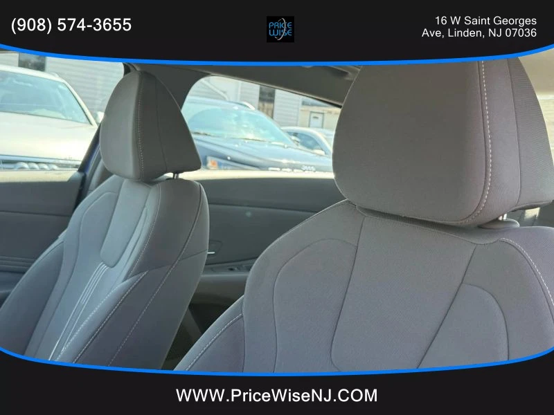 2022 Hyundai Elantra - Image 10 of 12