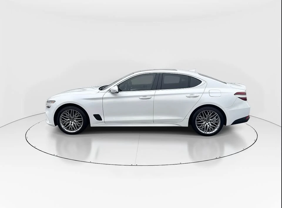 2022 Hyundai Genesis - Image 6 of 10