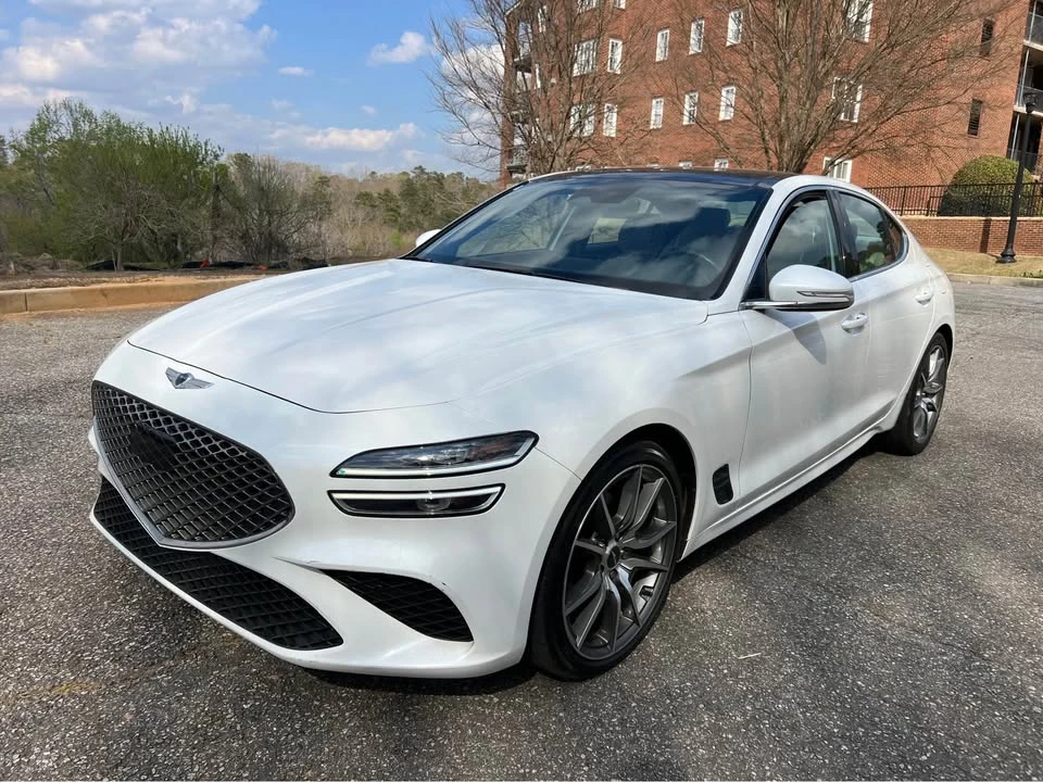 2022 Hyundai Genesis - Image 2 of 15