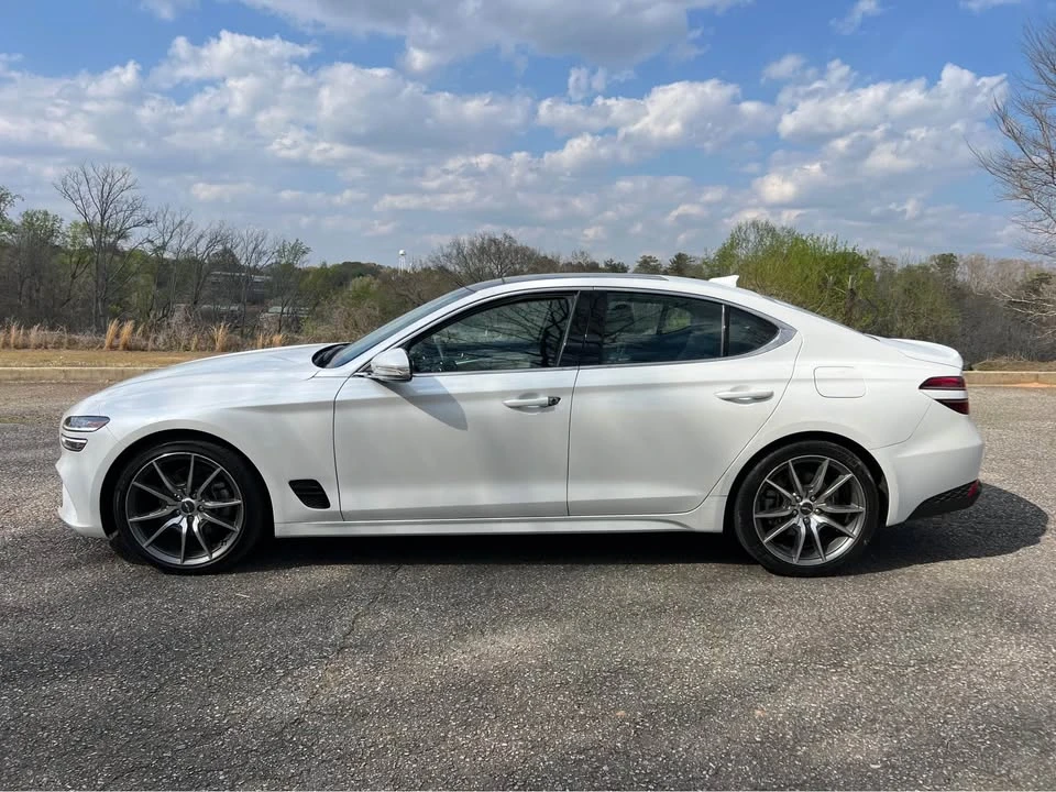 2022 Hyundai Genesis - Image 3 of 15