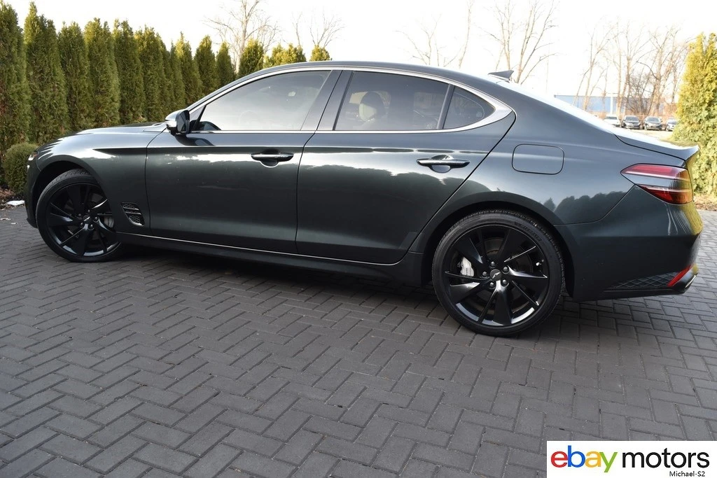 2022 Hyundai - Image 8 of 23