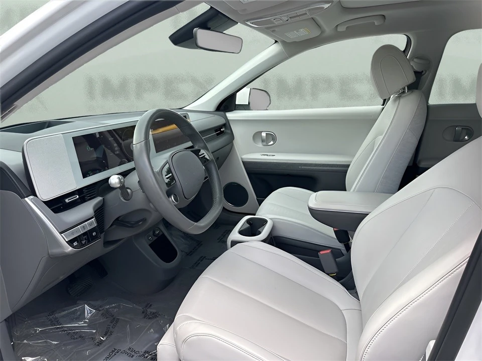 2022 Hyundai Ioniq 5 - Image 9 of 12