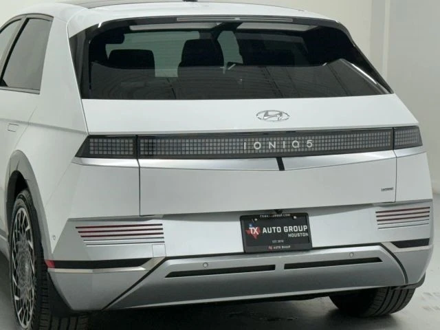 2022 Hyundai Ioniq 5 - Image 12 of 12