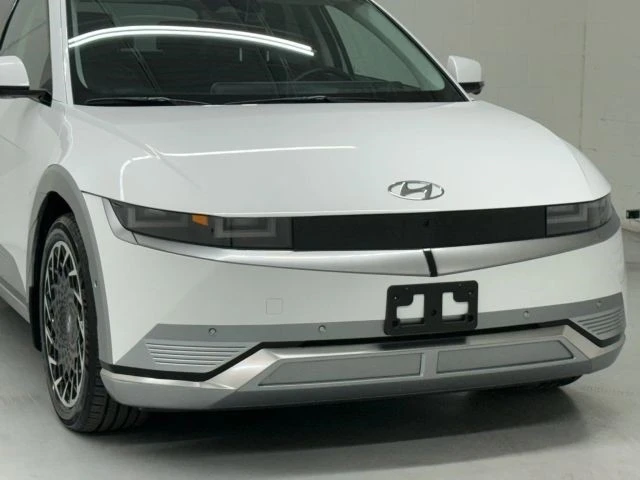 2022 Hyundai Ioniq 5 - Image 11 of 12