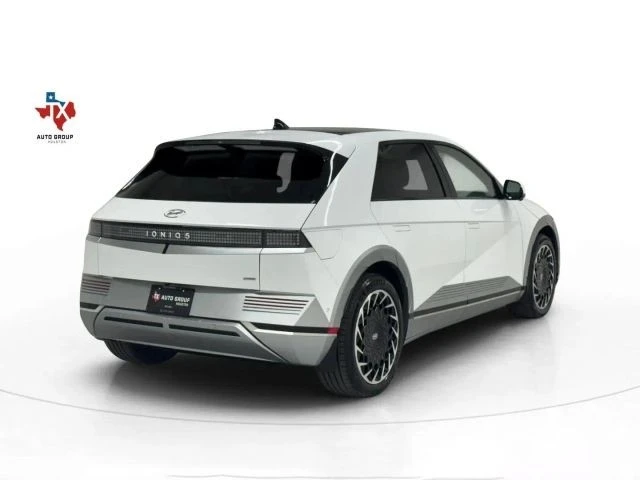 2022 Hyundai Ioniq 5 - Image 7 of 12