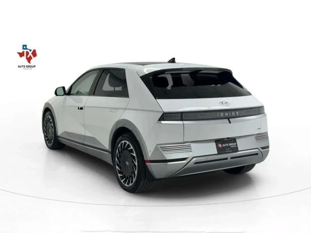 2022 Hyundai Ioniq 5 - Image 5 of 12