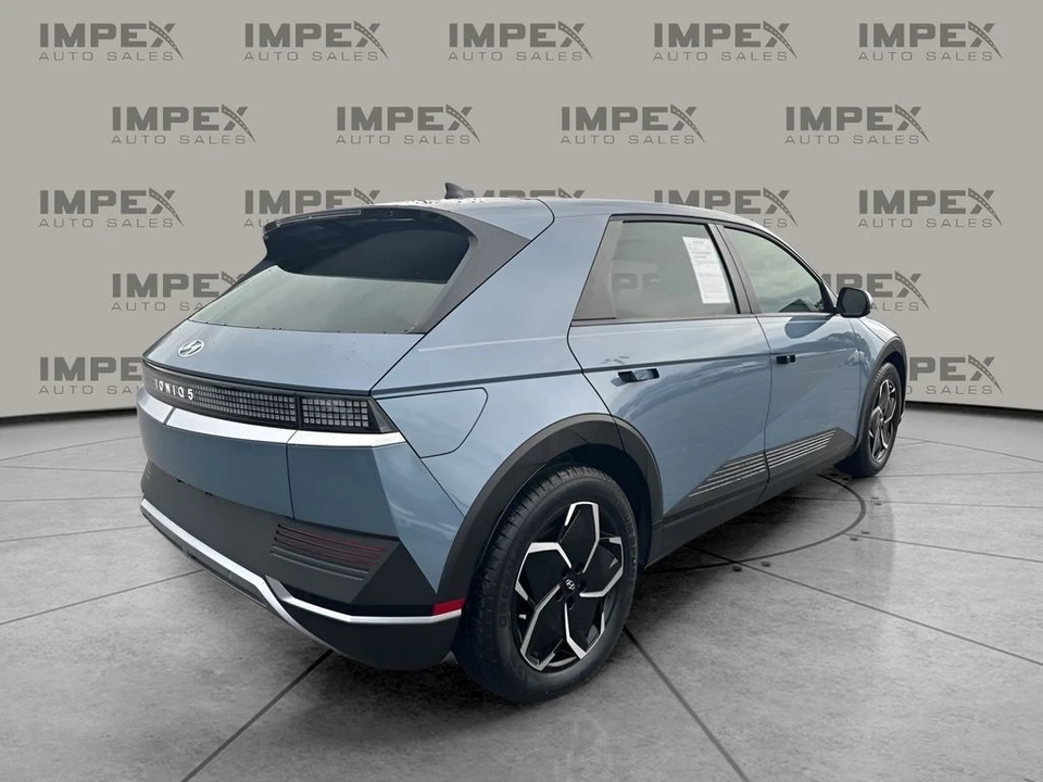 2022 Hyundai Ioniq 5 - Image 5 of 12