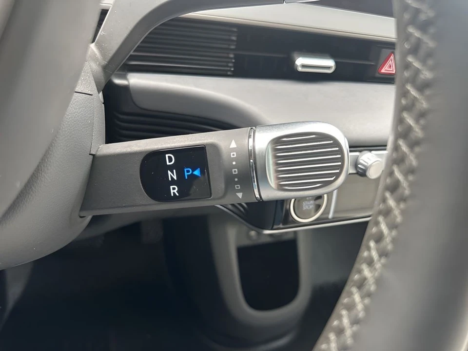 2022 Hyundai Ioniq 5 - Image 16 of 21