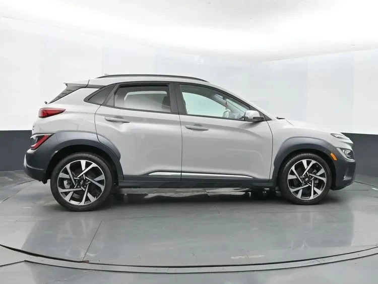 2022 Hyundai Kona - Image 4 of 12