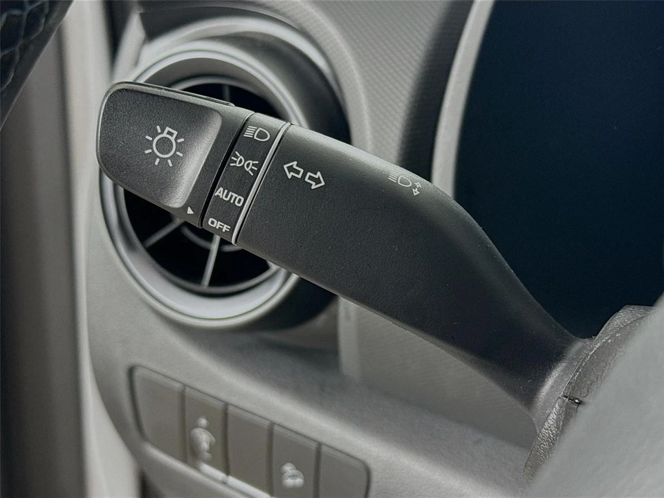 2022 Hyundai Kona - Image 5 of 21
