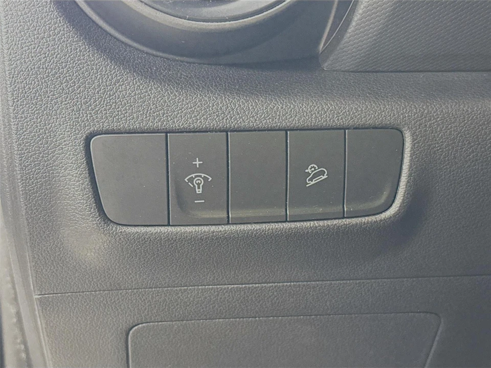 2022 Hyundai Kona - Image 7 of 21