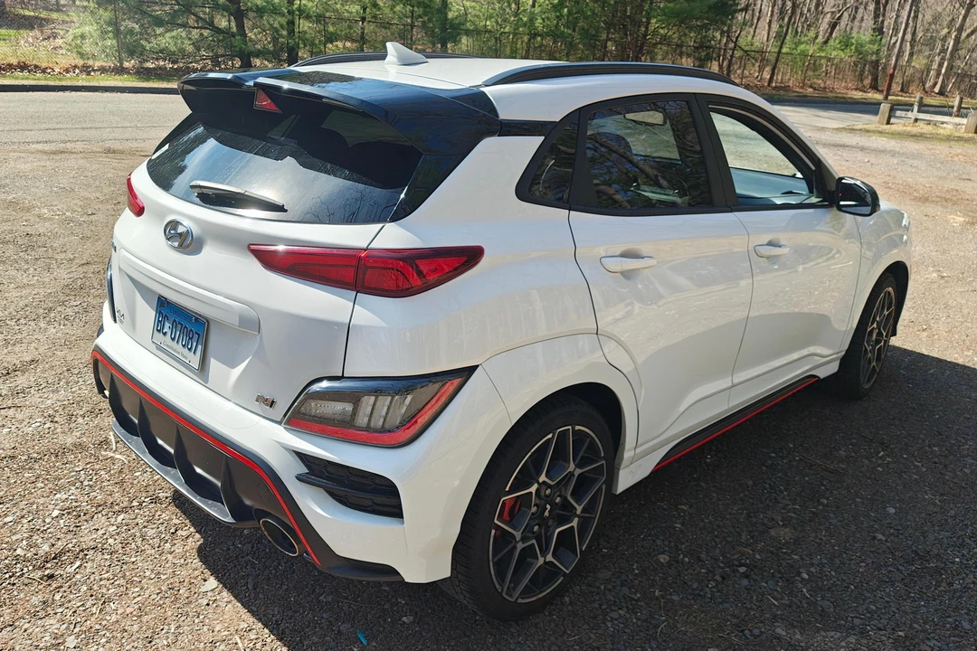 2022 Hyundai Kona - Image 4 of 31