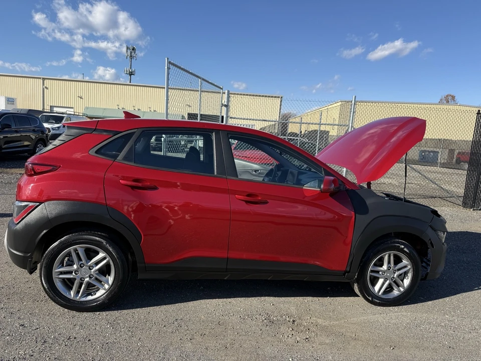 2022 Hyundai Kona - Image 9 of 17