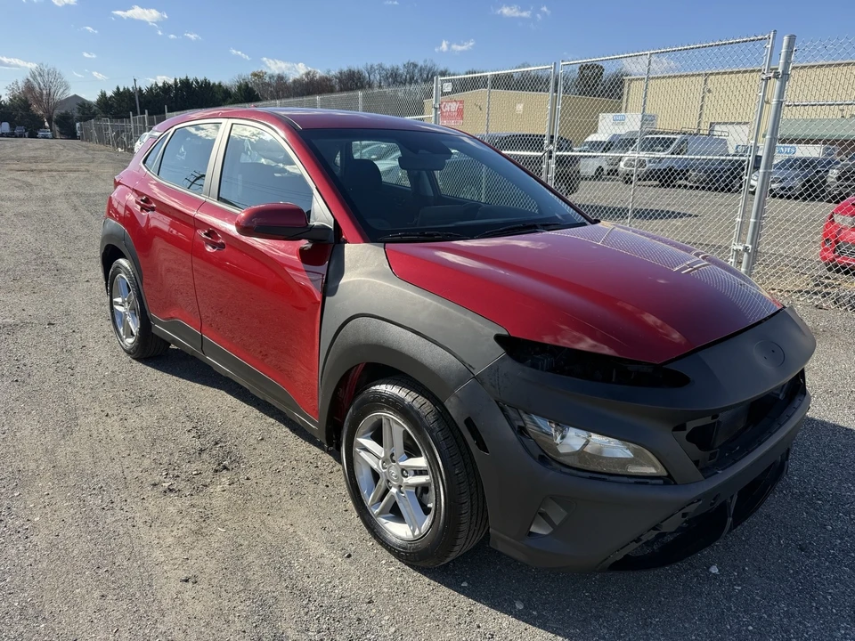 2022 Hyundai Kona - Image 2 of 17
