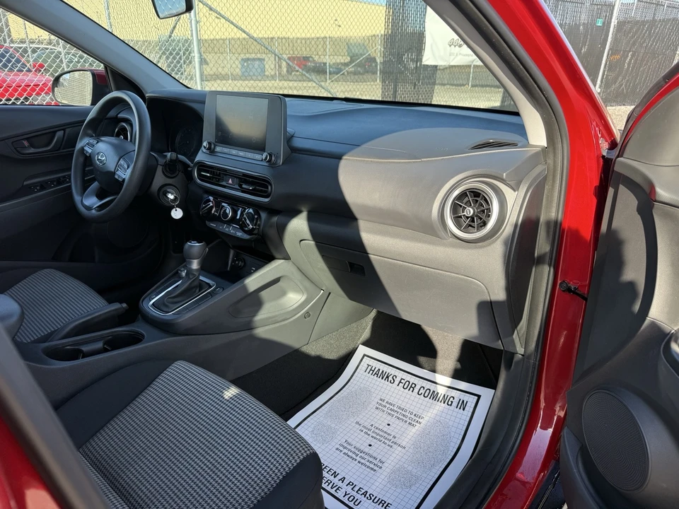 2022 Hyundai Kona - Image 10 of 17