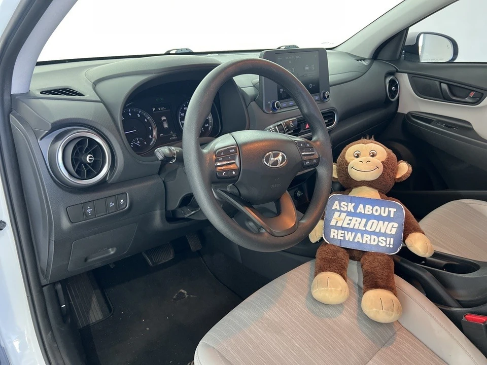 2022 Hyundai Kona - Image 9 of 21