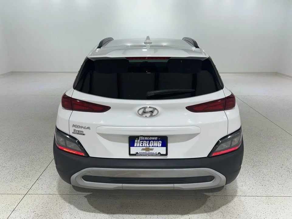 2022 Hyundai Kona - Image 4 of 21