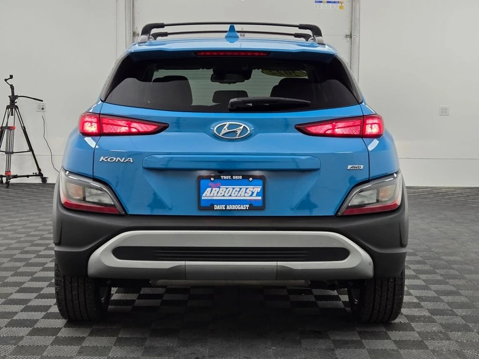 2022 Hyundai Kona - Image 9 of 12