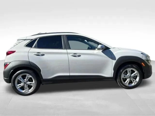 2022 Hyundai Kona - Image 8 of 12