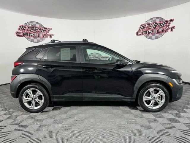 2022 Hyundai Kona - Image 8 of 12