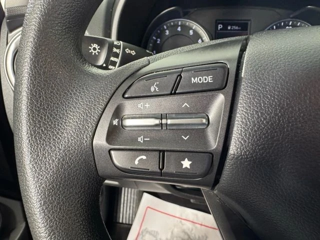 2022 Hyundai Kona - Image 15 of 21