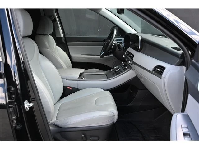 2022 Hyundai Palisade - Image 17 of 21