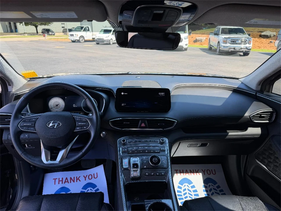 2022 Hyundai Santa Fe - Image 27 of 31