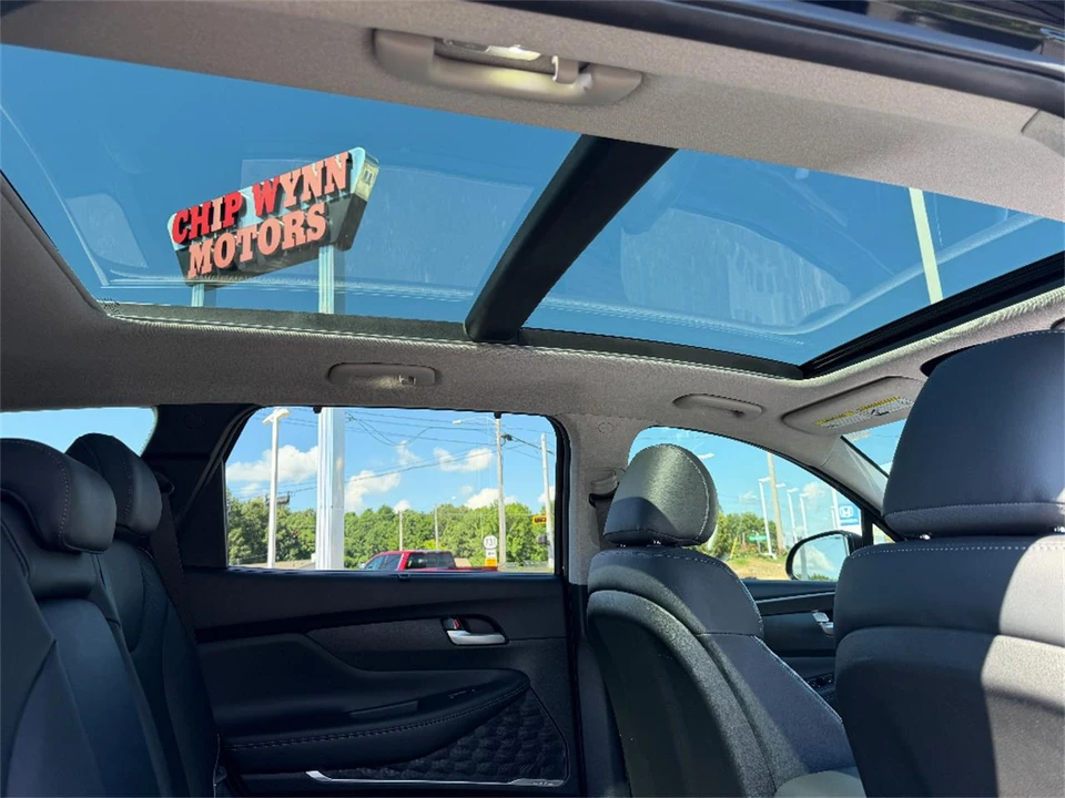 2022 Hyundai Santa Fe - Image 21 of 31
